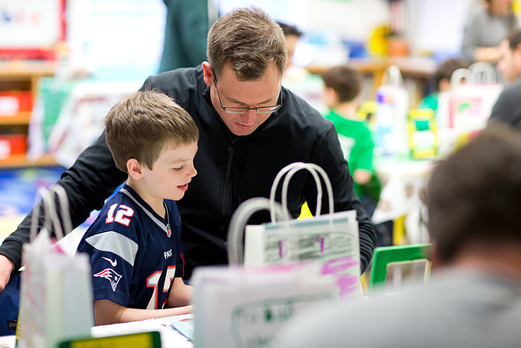 fatherson_tailgate_ps_mkras_0023