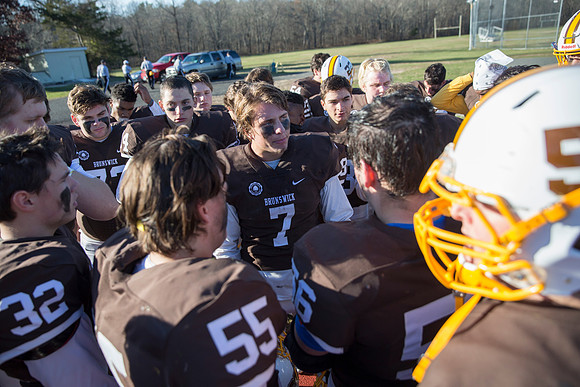 football_nepsac15_mg_8424