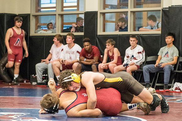 wrestling_2017-12-06_dburns_1476