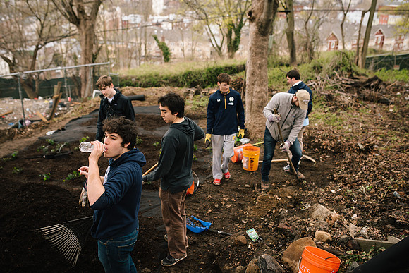 commserv18_habitat_ah_0082