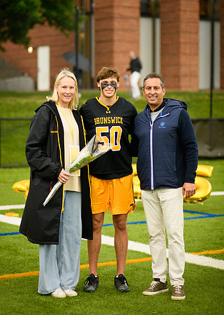 lacrosse_2025-05-13_seniorday_wkl1_8446