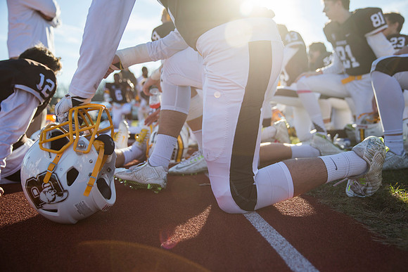 football_nepsac15_mg_8438
