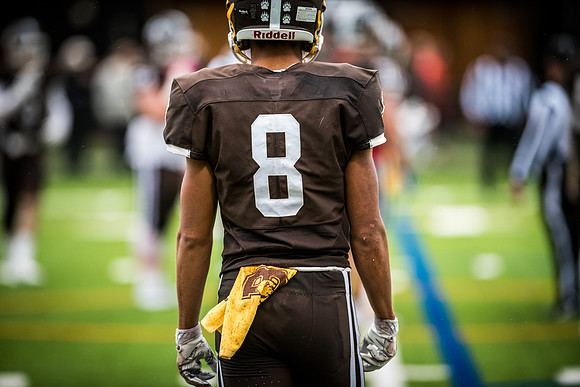 hc16_football_wkl_7788