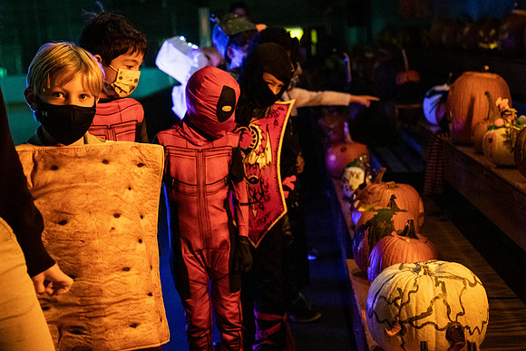 pumpkinparade_psls_wkl_4219