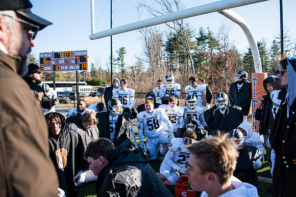 football_nepsac19_wkle_8836