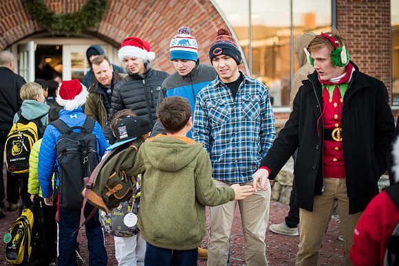 holiday_handshake16_wkl_0097