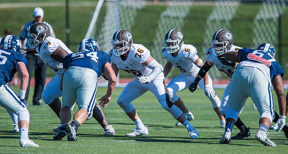 football_2017-09-23_dburns_0938