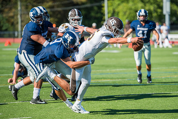 football_2017-09-23_dburns_6489