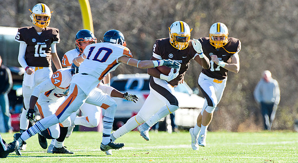 football_nepsac15_db_7895