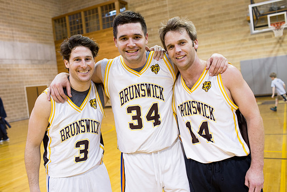 alumni_vs_varsitybball_jk_3343