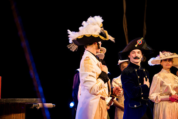 hmspinafore_springmusical25_fri_us_ah_0042