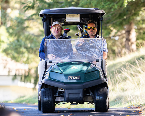 hc24_alumnigolf_dburns2_9511