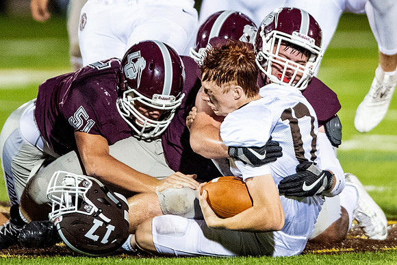 football_2018-09-14_dburns_9136