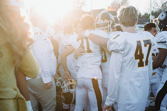 football_nepsac16_hp_3499