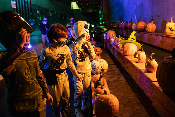 pumpkinparade_psls_wkl_4231