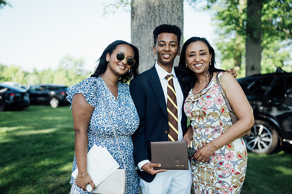 graduation24_post_jk_4129
