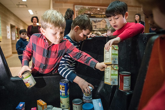 thanksgiving18_fooddrive_ps_wkl_9965