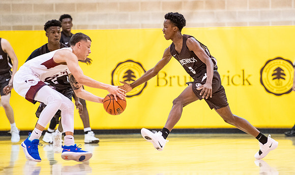 basketball_2018-12-01_dburns_1641