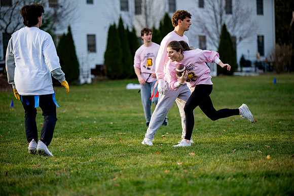 turkeybowl24_us_ah_0107