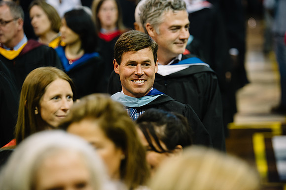 graduation16_hp_2306