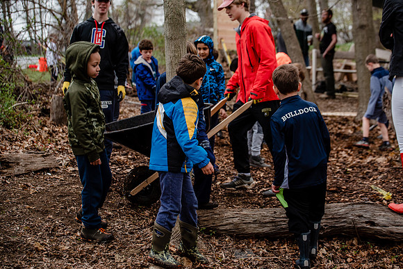 commserv18_outdoorclass_hp_1149