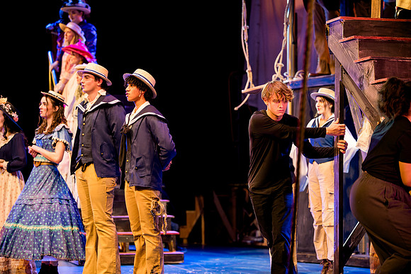 hmspinafore_springmusical25_fri_us_ah_0105