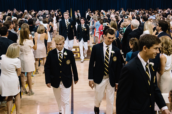 graduation16_hp_9955