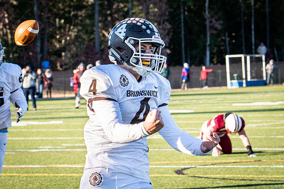 football_nepsac19_wkl5_3183