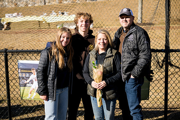soccer_2024-11-09_seniorday_ah_0248