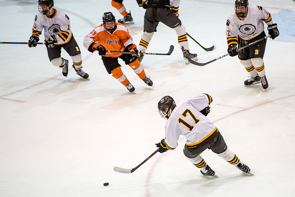hockey_nepsac18_dburns_8115