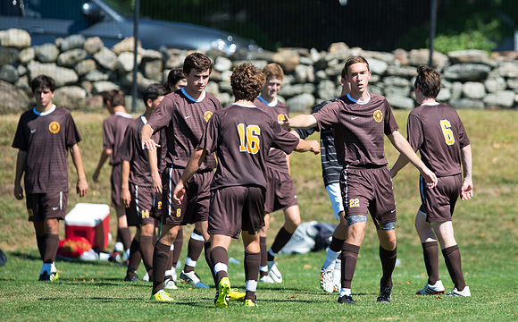 homecoming14_soccer_db_0196