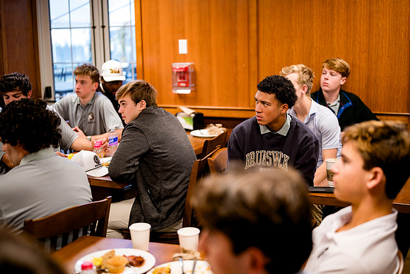 hc24_fballbfast_ah_0079