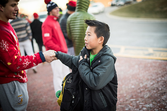 holiday_handshake16_wkl_0077
