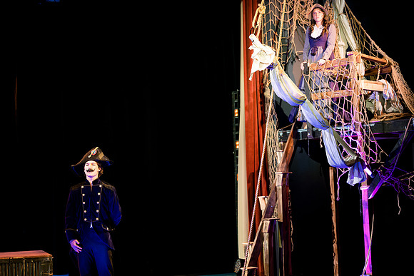 hmspinafore_springmusical25_sat2_us_ah_0122