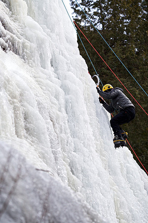 campdudley16_iceclimbing_bd_6270