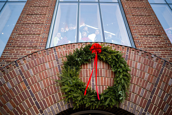 holiday_handshake24_ah_0097