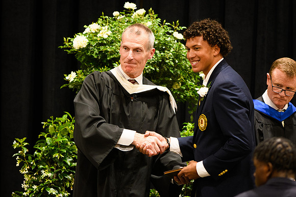 graduation25_diploma_wkl1_4821