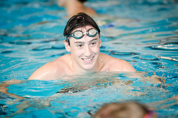 pool_firstsplash_wkl_0806