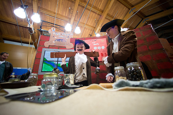 colonialday19_parents_mkras_0066