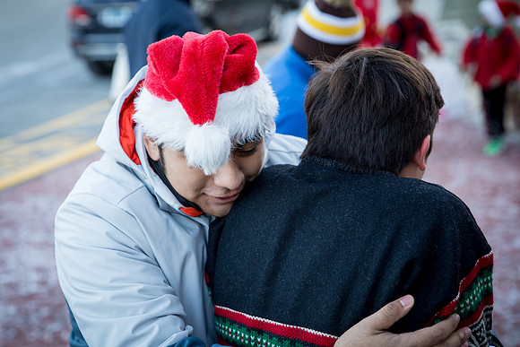 holiday_handshake16_jfess__4705