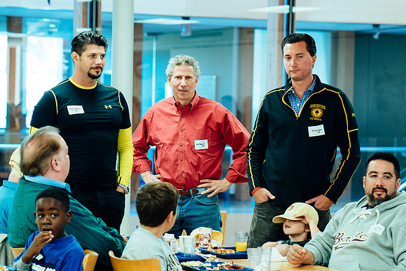 hc15_alumni_varsity_bfast_jk_03233
