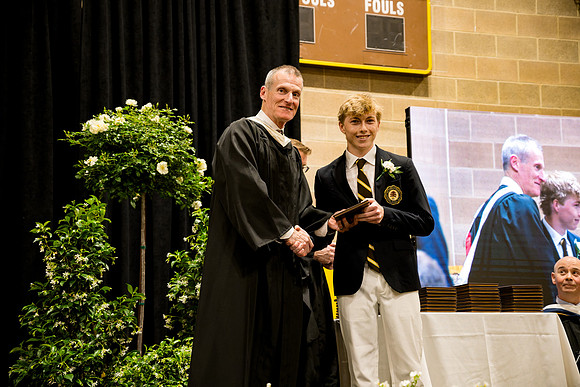 graduation25_diploma_ah_0622