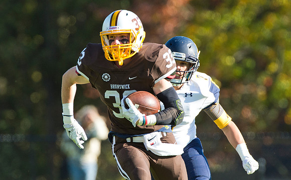 hc15_football_dburns_0932