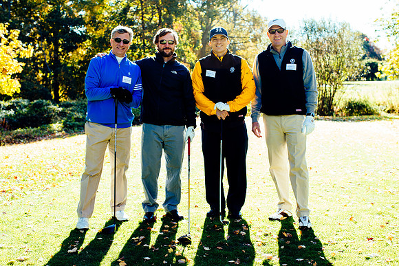 groups_alumni_golfouting13_jk_3132