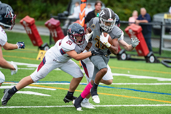 football_jv_2021-10-06_dburns_4010
