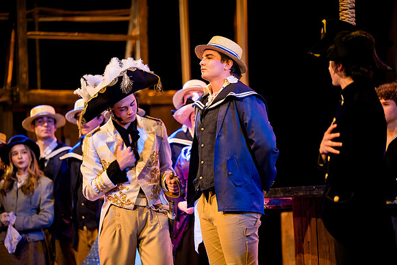 hmspinafore_springmusical25_fri_us_ah_0044