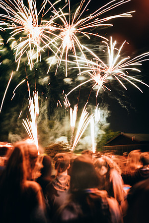 hc18_bonfireworks_jk_3828