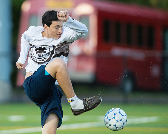 hc16_soccer_db_7412