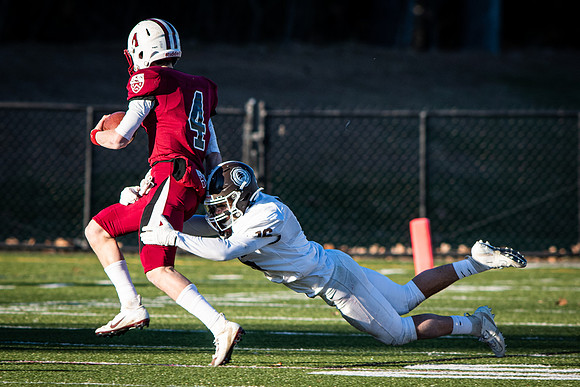football_nepsac19_wkl5_3278