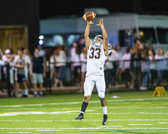 football_2018-09-14_dburns_9144